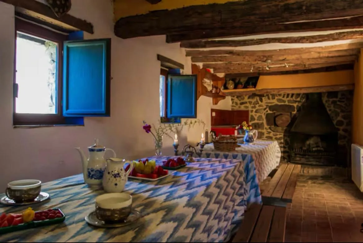 Apartment Fiol Masia Verano Spain